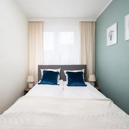 Meduza Prostywynajem Pola