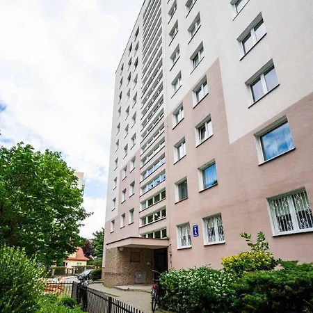 Meduza Prostywynajem Pola Apartamento